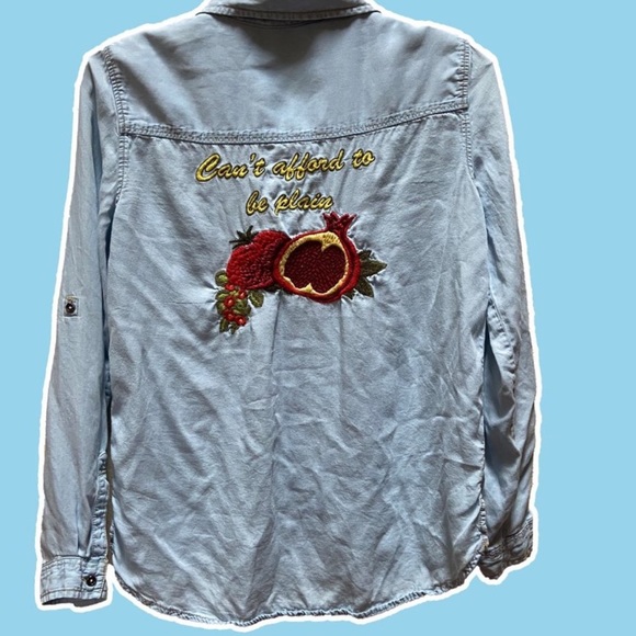 Zara Demin - Picture 4 of 5